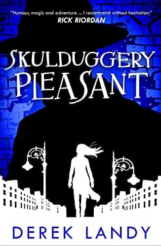 Cover of Skulduggery Pleasant (Skulduggery Pleasant, Book 1)