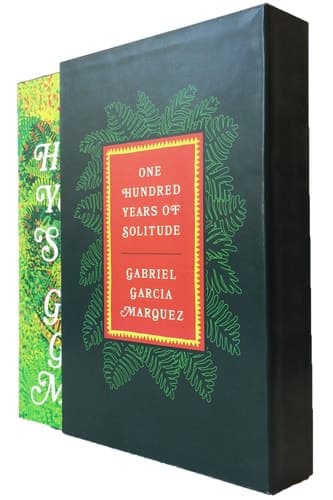 Cover of One Hundred Years of Solitude Slipcased Edition